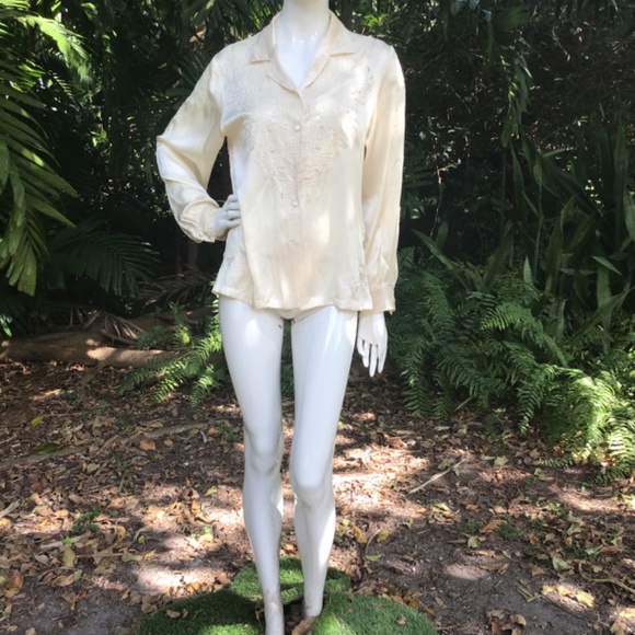 Vintage silk Chinese embroidered shirt - Picture 2 of 9